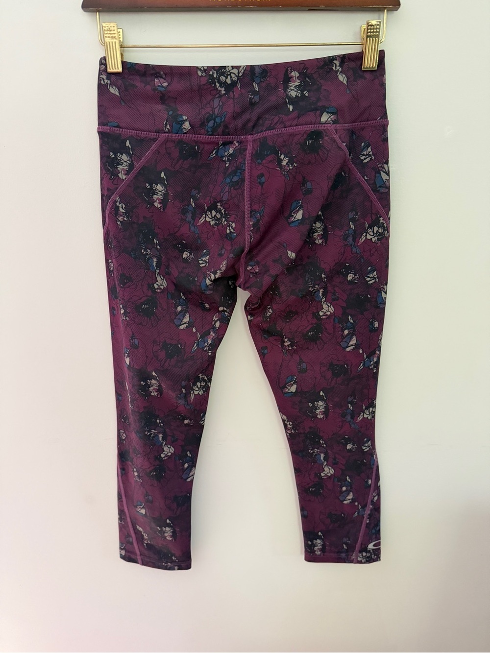 Women Oakley Leggings Small - Picture 2 of 5